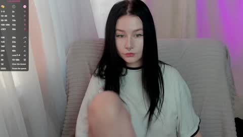 Snapshot of alinegreeeen chatting on 6, 2, 2025 Aline Greeeen online show from 6, 2, 2025