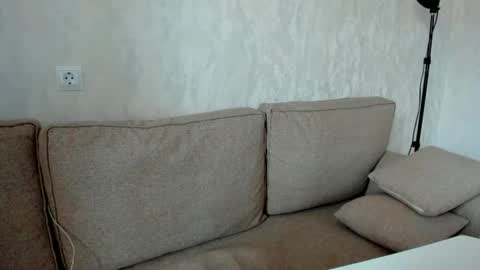 Snapshot of alinegreeeen chatting on 13, 2, 2025 Aline Greeeen online show from 13, 2, 2025