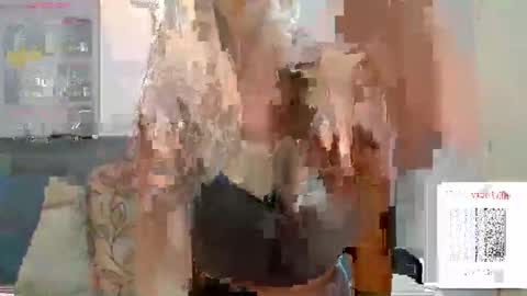 Snapshot of alinemariax chatting on 16, 12, 2025 Aline online show from 16, 12, 2025