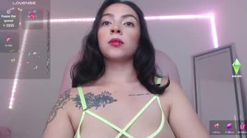 Snapshot of alisa__cain chatting on 25, 1, 2025 Alejandra online show from 25, 1, 2025