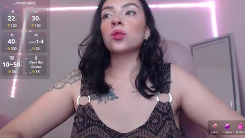 Snapshot of alisa__cain chatting on 30, 1, 2025 Alejandra online show from 30, 1, 2025