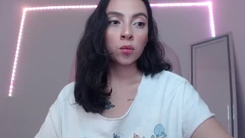 Snapshot of alisa__cain chatting on 22, 2, 2025 Alejandra online show from 22, 2, 2025