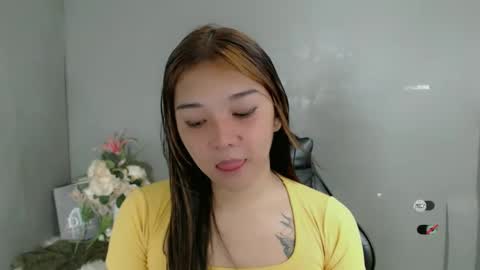 Shanti xhey online show from 5, 2, 2025