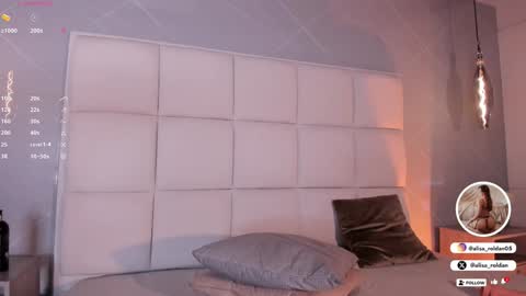 Snapshot of alisa_roldan chatting on 22, 1, 2025 online show from 22, 1, 2025