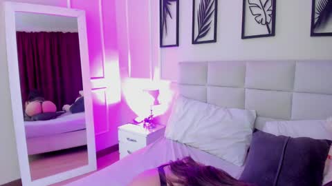     online show from 21, 2, 2025