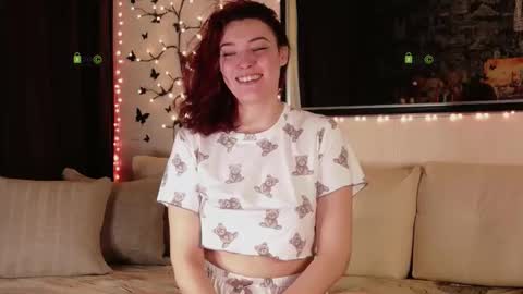 Snapshot of alisabo chatting on 14, 12, 2025 Alice online show from 14, 12, 2025