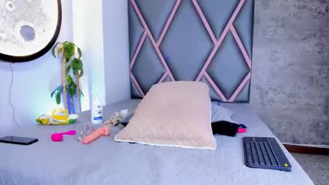 alise_mason online show from 6, 1, 2026