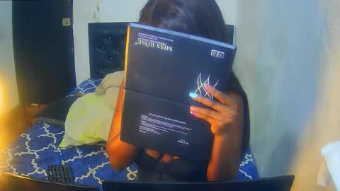 Snapshot of alisha_boes chatting on 8, 9, 2025 alisha_boes online show from 8, 9, 2025