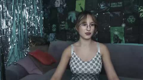 alishakelly online show from 10, 11, 2025