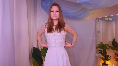 Snapshot of alisia_spinnet chatting on 14, 12, 2024 Alisia online show from 14, 12, 2024