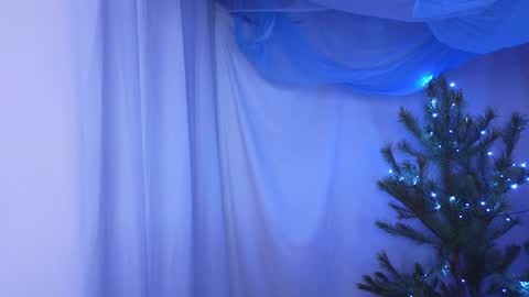 Snapshot of alisia_spinnet chatting on 5, 1, 2025 Alisia online show from 5, 1, 2025