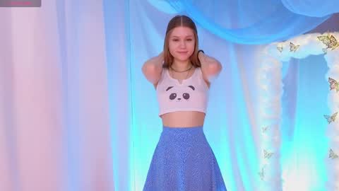 Snapshot of alisia_spinnet chatting on 28, 1, 2025 Alisia online show from 28, 1, 2025