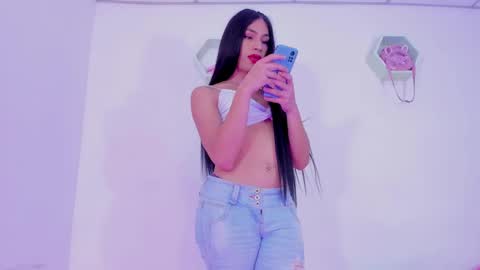 Snapshot of alisiacollinsss chatting on 14, 12, 2024 Alisia online show from 14, 12, 2024