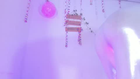 Snapshot of alisiacollinsss chatting on 15, 10, 2025 Alisia online show from 15, 10, 2025