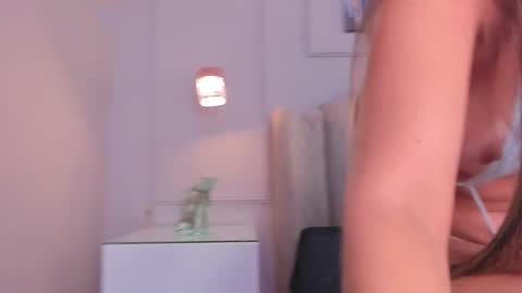 Snapshot of alison_collins_ chatting on 5, 2, 2025 Alison online show from 5, 2, 2025