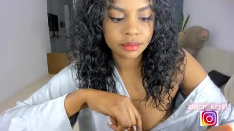 Snapshot of alison_ker chatting on 31, 12, 2024 Sofias house online show from 31, 12, 2024