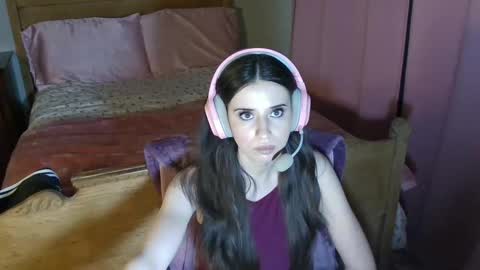 Alison Fields online show from 15, 2, 2026