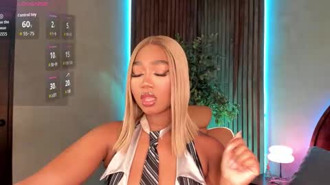 Alison Moon  online show from 20, 11, 2025