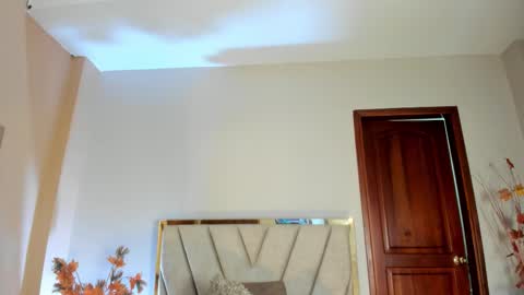 AlissaNix online show from 5, 1, 2026