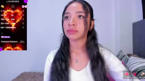Mara  Isabel online show from 28, 7, 2026