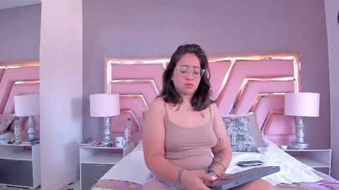 alissbluumm online show from 25, 6, 2026