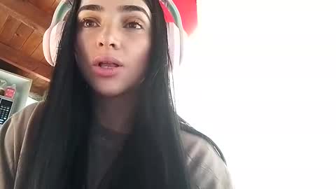 Alisson369  online show from 19, 2, 2025