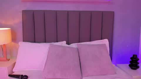 alisson_81 online show from 23, 12, 2025