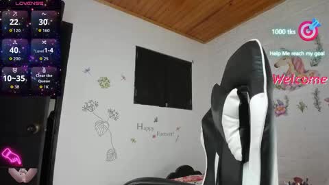 Snapshot of alisson_hoffman05 chatting on 13, 11, 2025 Alisson hoffman05 online show from 13, 11, 2025