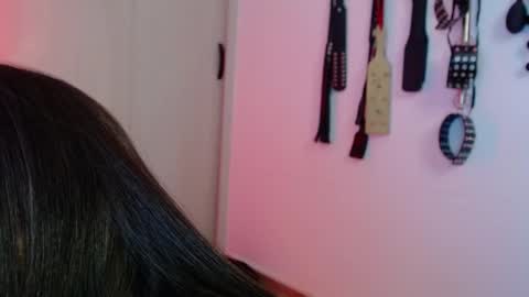 Alisson Beckett online show from 6, 3, 2026