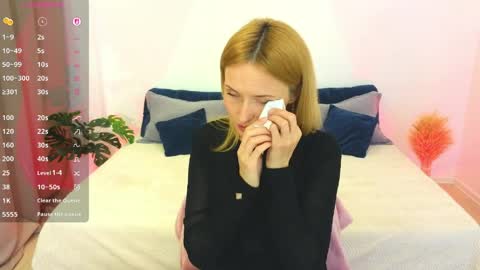 Snapshot of alisssarose chatting on 5, 5, 2026 alisssarose online show from 5, 5, 2026