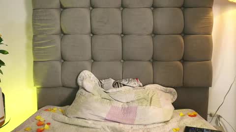 Alix online show from 14, 2, 2025