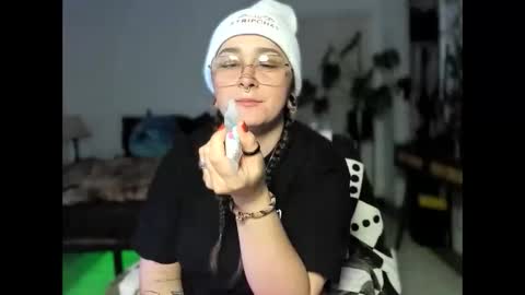 Snapshot of alix_valentine chatting on 30, 10, 2025 alix_valentine online show from 30, 10, 2025