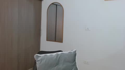 alix online show from 4, 12, 2025