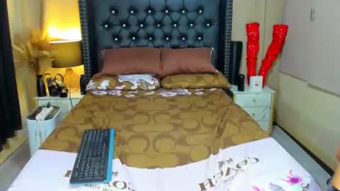 Snapshot of aliyahdeluxx chatting on 16, 10, 2025 aliyah online show from 16, 10, 2025