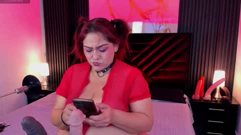 Aliyahs stone online show from 25, 2, 2026