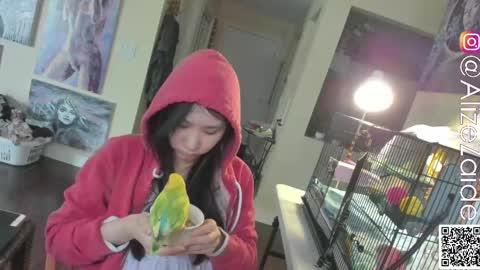 Alize Zaide online show from 1, 3, 2025