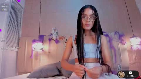 Snapshot of alizza_ chatting on 17, 10, 2025 alizza_ online show from 17, 10, 2025