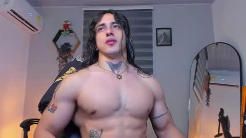 independent model 3 online show from 21, 12, 2025