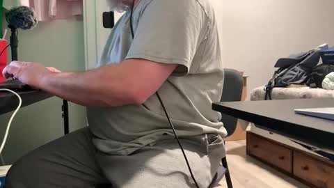 Allergictolove online show from 19, 1, 2026