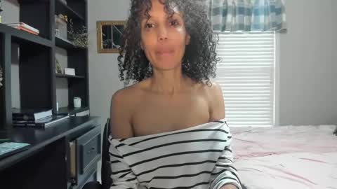 wishlist on bio online show from 15, 2, 2025