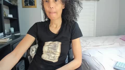 wishlist on bio online show from 5, 3, 2025