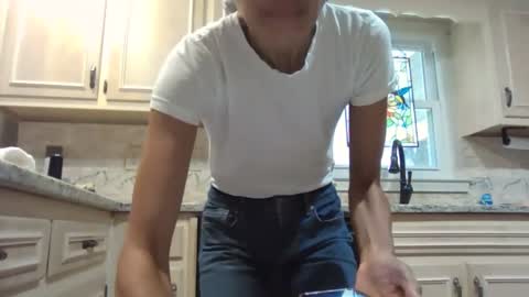 wishlist on bio online show from 11, 9, 2025