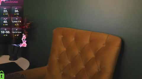 Snapshot of alli_aster chatting on 7, 3, 2025 alli_aster online show from 7, 3, 2025