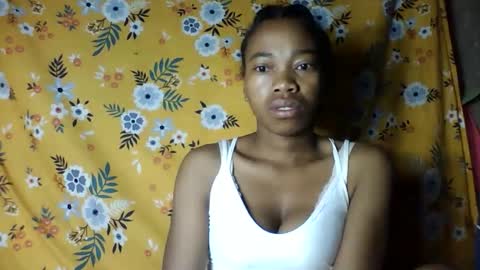 Snapshot of alliciax632770 chatting on 5, 12, 2025 alliciax632770 online show from 5, 12, 2025