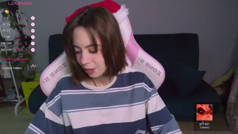 Snapshot of allie_hazie chatting on 21, 12, 2024 alice online show from 21, 12, 2024