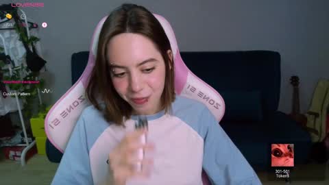 Snapshot of allie_hazie chatting on 26, 1, 2025 alice online show from 26, 1, 2025