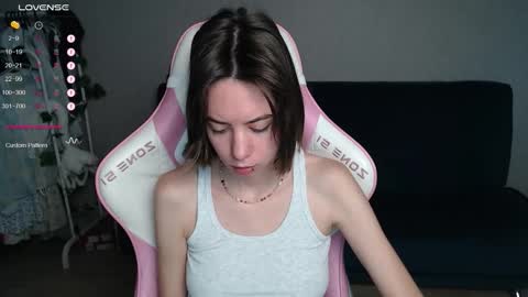 Snapshot of allie_hazie chatting on 21, 9, 2025 alice online show from 21, 9, 2025