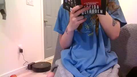 alliebearx online show from 25, 2, 2025