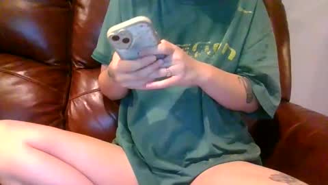 alliebearx online show from 7, 11, 2025