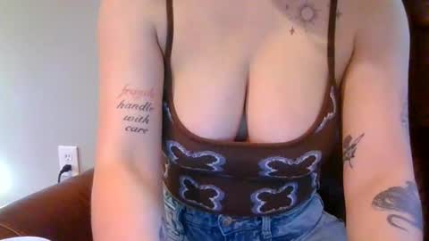 alliebearx online show from 13, 1, 2026